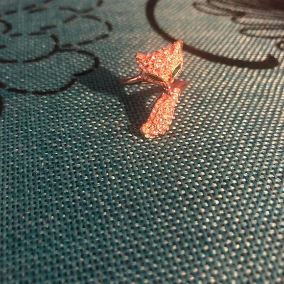 Glittery fox ring with green eyes size 7 - Picture 2 of 5